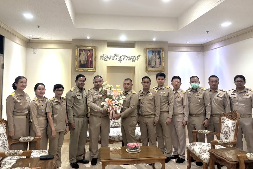 เทศบาลนครสุราษฎร์ธานี ร่วมแสดงความยินดีผู้ว่าราชการจังหวัดสุ ... รูปภาพ 1