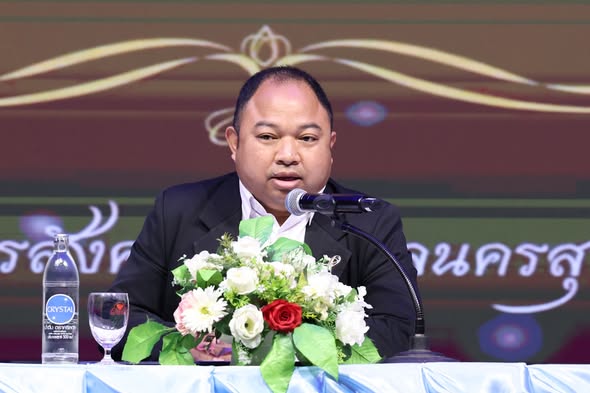 เทศบาลฯ ร่วมยินดี “บุคคลต้นแบบในชุมชน” รูปภาพ 1