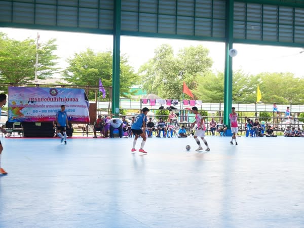 ภาพบรรยากาศการแข่งขัน กีฬาฟุตซอล วันที่ 10 กรกฎาคม 2568 ณ สน ... รูปภาพ 1