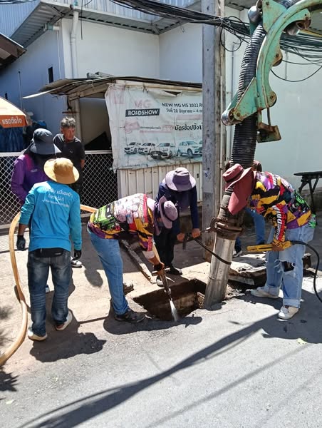 เทศบาลนครสุราษฎร์ธานี โดยสำนักช่าง ดำเนินงานด้านต่างๆเพื่อคว ... รูปภาพ 1