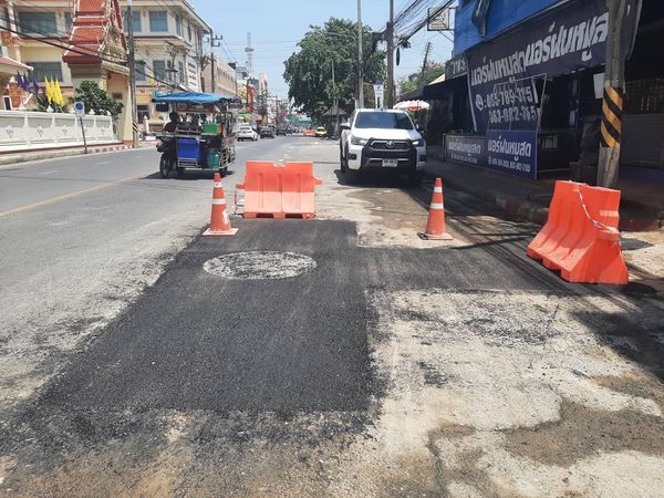 โครงการปรับปรุงระบบจำหน่ายไฟฟ้าเป็นเคเบิลใต้ดิน บริเวณถนนตลา ... Image 1