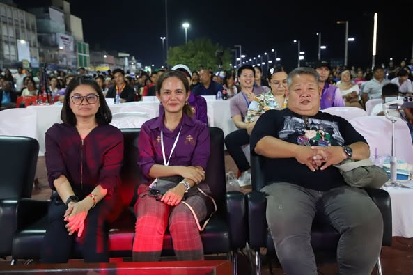 การประกวดแข่งขันวงดนตรีเด็กและเยาวชน เทศบาลนครสุราษฎร์ธานี ( ... Image 1