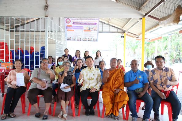 พบปะพี่น้องประชาชนในชุมชนวัดหน้าเมือง Image 1