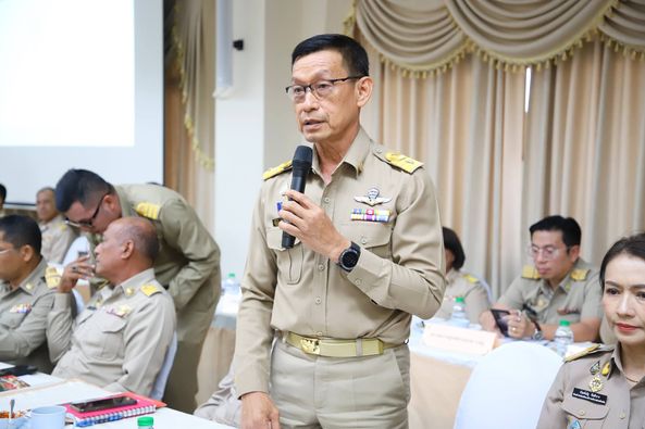 นายกเทศมนตรี ร่วมประชุมหัวหน้าส่วนราชการและหน่วยงานที่เกี่ยว ... รูปภาพ 1