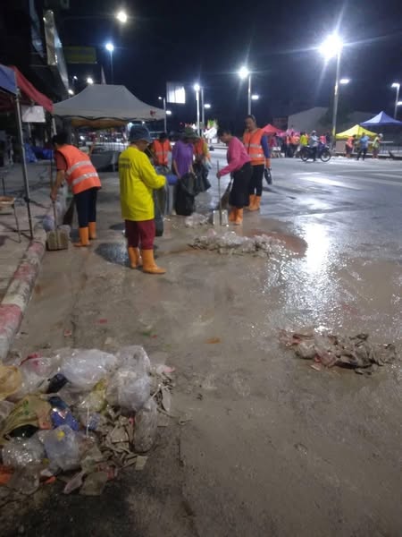 ขอบคุณเจ้าหน้าที่ผู้อยู่เบื้องหลังทุกคน ที่ปฏิบัติงานอย่างเต ... รูปภาพ 1