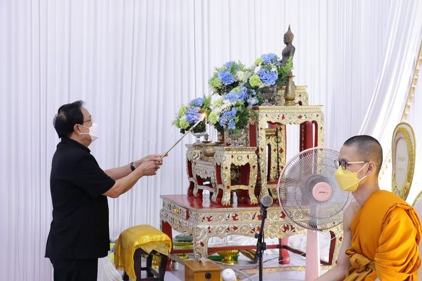 พิธีบำเพ็ญกุศลศพคุณยิ่งยุทธ วงศ์เจริญ อายุ 67 ปี ณ วัดกลางให ... Image 1