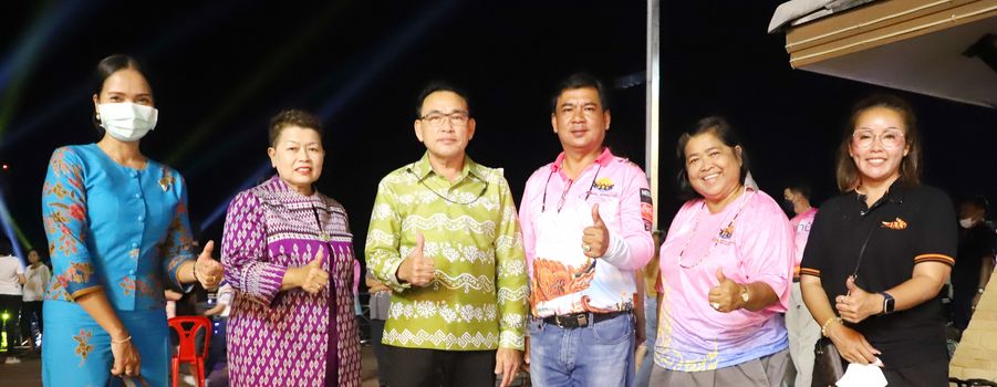 การแสดงน้ำพุดนตรี ยิ่งใหญ่อลังการ กลางลำน้ำตาปี Image 1