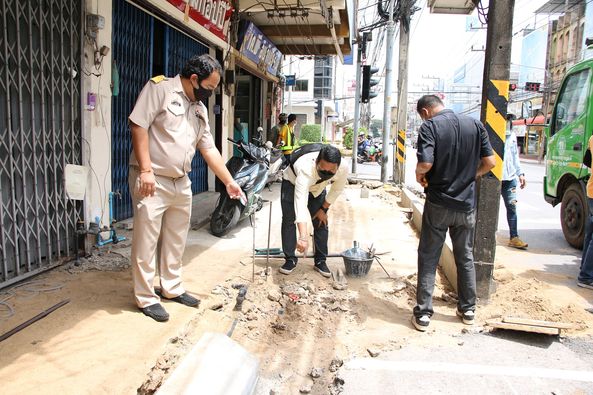 ลงพื้นที่ติดตามการดำเนินงานแก้ปัญหาความเดือดร้อนให้ประชาชน รูปภาพ 1