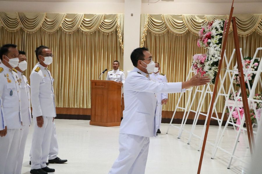 วางพวงมาลาน้อมรำลึก "วันปิยมหาราช" รัชกาลที่ ๕ Image 1