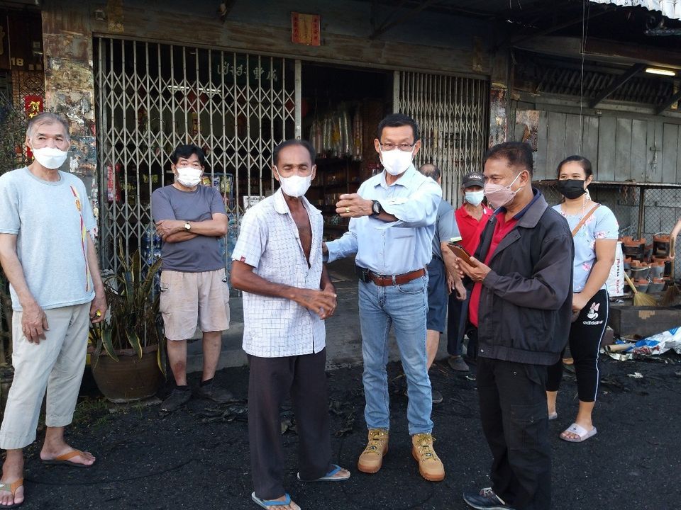 เหตุเพลิงไหม้ร้านชลอข้าวหมูแดงริมน้ำ Image 1