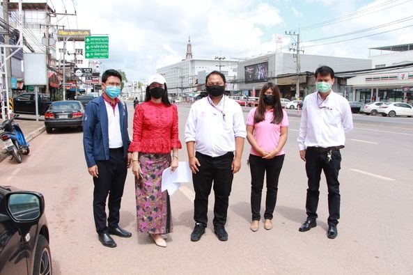 ลงพื้นที่ดูการจราจรหน้าโรงเรียนเทพมิตร แก้ปัญหาก่อนเปิดเทอม Image 1