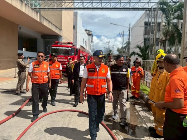 เทศบาลนครสุราษฎร์ธานีร่วมกับจังหวัดสุราษฎร์ธานี นำกำลังพลจาก ... Image 1