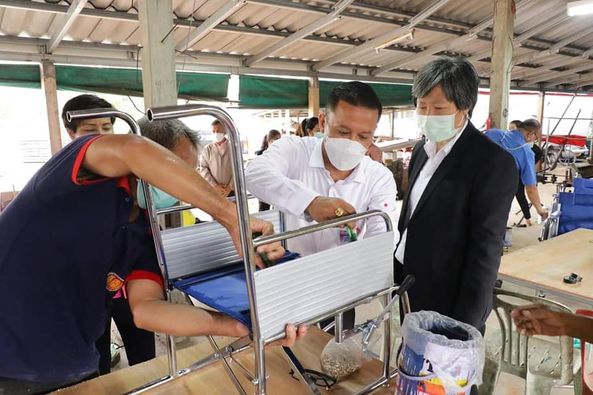 ยกระดับคุณภาพชีวิตคนพิการ ส่งเสริมอาชีพ ผลิต และซ่อมบำรุง รถ ... Image 1