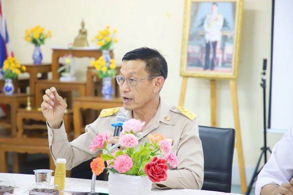 ประชุมคณะกรรมการศูนย์พัฒนาคุณภาพชีวิตและส่งเสริมอาชีพผู้สูงอ ... Image 1