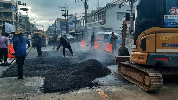 โครงการปรับปรุงระบบจำหน่ายไฟฟ้าเป็นเคเบิลใต้ดินถนนตลาดใหม่ Image 1