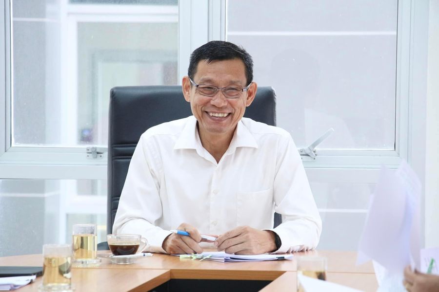 ประชุมคณะกรรมการพิจารณาแผนการใช้จ่ายเงินบำรุงโรงพยาบาลและหน่ ... Image 1