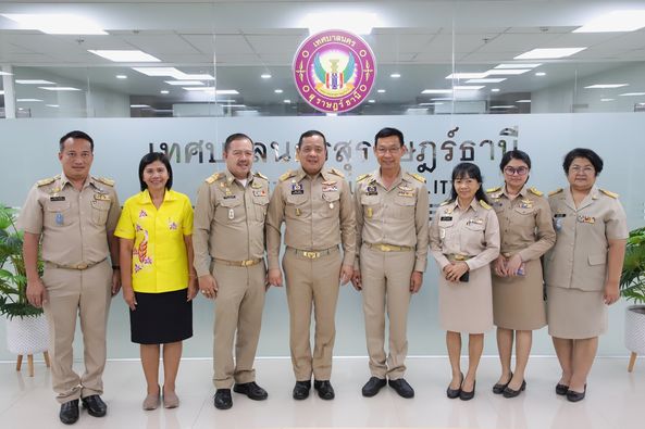 วันนี้ (6 พ.ย. 66) นายประเสริฐ บุญประสพ นายกเทศมนตรีนครสุราษ ... Image 1