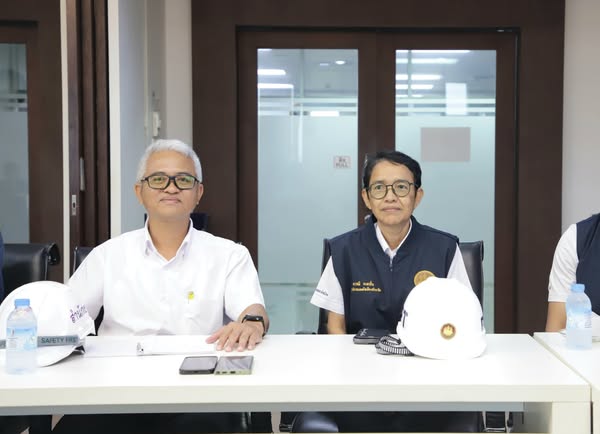 สำนักงานเทศบาลนครสุราษฎร์ธานี ร่วมกับ สำนักงานโยธาธิการและผั ... รูปภาพ 1