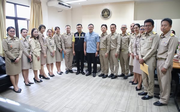 วันที่ 3 มกราคม 2568 เทศบาลนครสุราษฎร์ธานี โดยนายประเสริฐ บุ ... Image 1