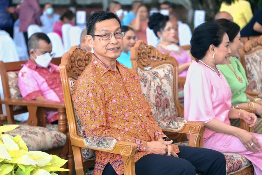 นายกแป๊ะ ร่วมพิธีเปิดงานของดีเมืองสุราษฎร์และกาชาดจังหวัดประ ... Image 1