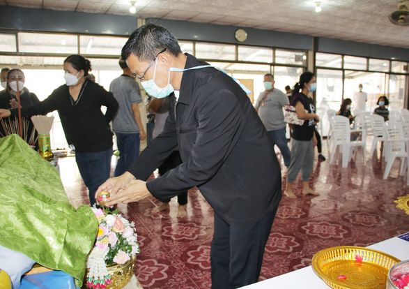 ร่วมรดน้ำศพนางสาวปานจิตร ประยูรศักดิ์ Image 1