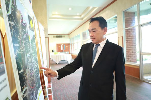 เทศบาลนครสุราษฎร์ธานี ร่วมประชุมรับฟังความคิดเห็นของประชาชน  ... Image 1