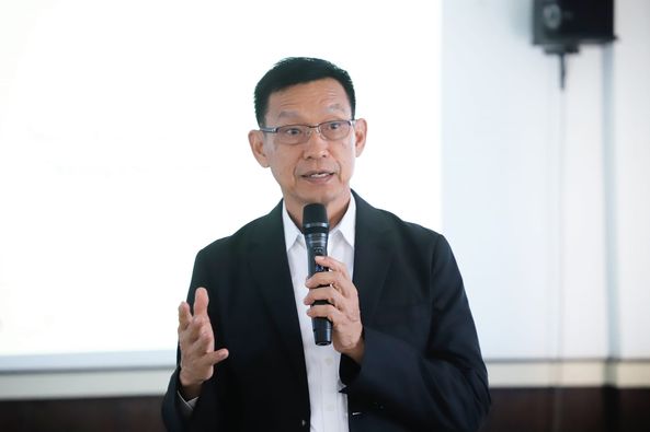 ประชุมรับฟังความคิดเห็น โครงการจ้างออกแบบปรับปรุงภูมิทัศน์บึ ... Image 1