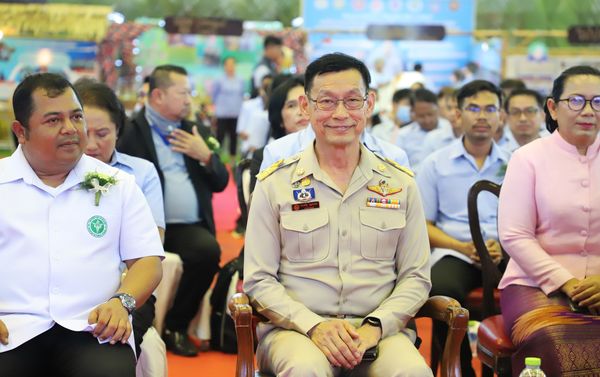 ต้อนรับคณะกรรมการและแขกผู้มีเกียรติ ในการประกวดคัดเลือก อสม. ... Image 1