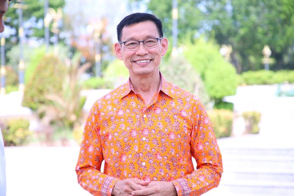 นายกแป๊ะ นายกเทศมนตรีนครสุราษฎร์ธานี ร่วมการถ่ายทำรายการ THE ... รูปภาพ 1