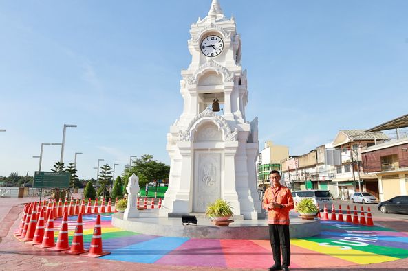 𝗦𝘂𝗿𝗮𝘁 𝗧𝗵𝗮𝗻𝗶 𝗣𝗿𝗶𝗱𝗲 𝟮𝟬𝟮𝟰 รูปภาพ 1