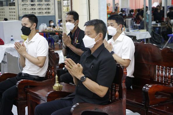 พิธีบำเพ็ญกุศลศพคุณแม่สุนีย์ รักษ์เส้ง Image 1