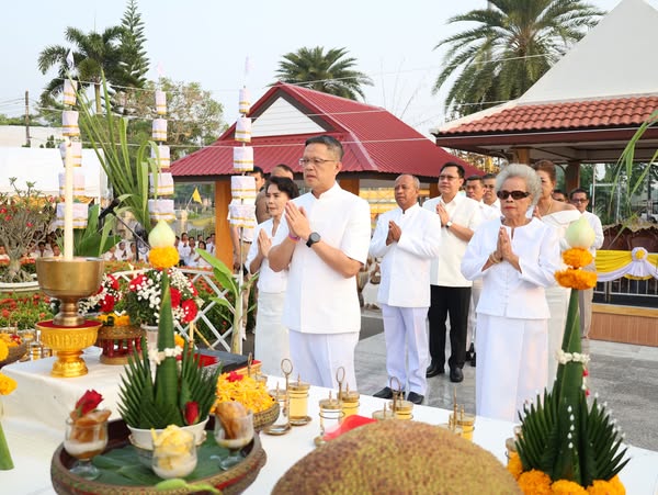 พิธีบวงสรวงศาลหลักเมือง “งานแห่ผ้าห่มพระธาตุศรีสุราษฎร์ แลธร ... รูปภาพ 1