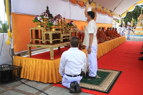 พิธีเจริญพระพุทธมนต์ “สวดมนต์ห่มเมือง” Image 1