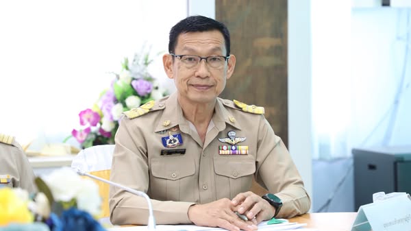 การประชุมคณะทำงานตรวจสอบข้อมูลฯ เงินเยียวยาน้ำท่วม ในเขตอำเภ ... Image 1