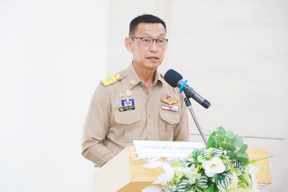 นายกแป๊ะ กล่าวต้อนรับผู้เข้าร่วมสัมมนาด้านการต่างประเทศ สมาค ... รูปภาพ 1