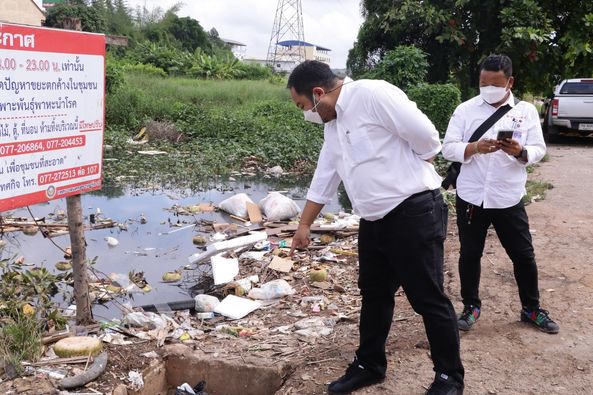ลงพื้นที่ติดตามแก้ไขปัญหาการก่อสร้างซ่อมแซมท่อระบายน้ำ Image 1