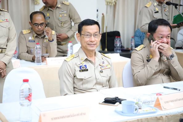 ทศบาลนครสุราษฎร์ธานี ร่วมประชุมหัวหน้าส่วนราชการและหน่วยงานท ... รูปภาพ 1