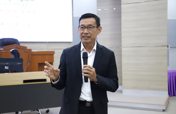 การฝึกอบรมหลักสูตร “การพัฒนาบุคลิกภาพสตรีอย่างเป็นเลิศ” ตามโ ... รูปภาพ 1