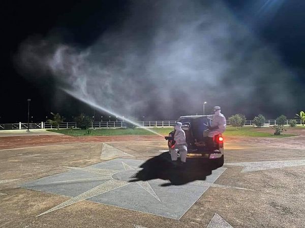 ฉีดพ่นฆ่าเชื้อในพื้นที่ในเขตเทศบาลนครสุราษฎร์ธานี Image 1