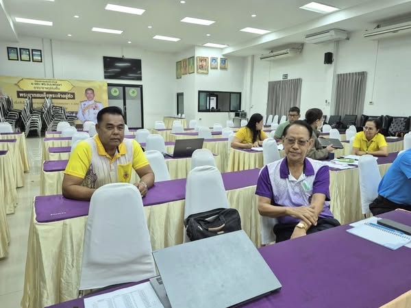 วันนี้ (9 ธันวาคม 2567) คณะกรรมการกองทุนสวัสดิการชุมชนเทศบาล ... รูปภาพ 1