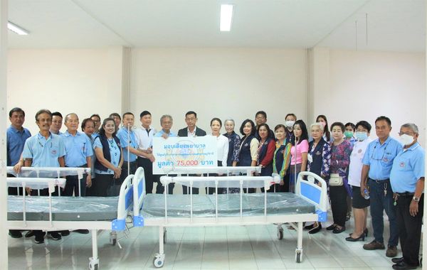 รับมอบเตียงพยาบาลจากชมรม 3ส. รูปภาพ 1