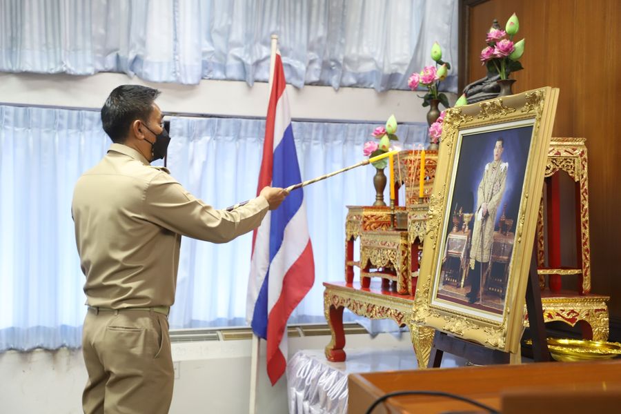 ประชุมสภาเทศบาลนครสุราษฎร์ธานี สมัยสามัญ สมัยที่ 4 ประจำปี 2 ... Image 1