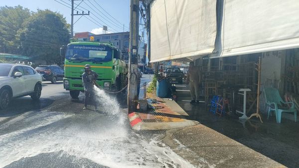ล้างถนน ล้างฝุ่น ฝุ่น PM 2.5 รูปภาพ 1