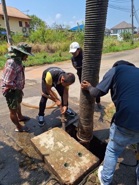 เทศบาลนครสุราษฎร์ธานี โดยสำนักช่าง ดำเนินงานด้านต่างๆ เพื่อค ... Image 1