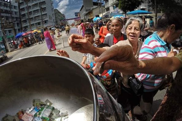 ไหว้พระ 100 วัด ในประเพณีชักพระสุราษฎร์ธานี รูปภาพ 1