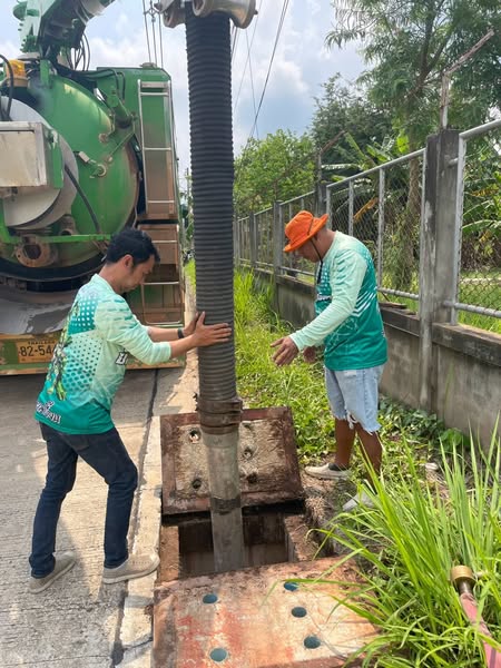 เทศบาลนครสุราษฎร์ธานี โดยสำนักช่าง ดำเนินงานด้านต่างๆ เพื่อค ... Image 1