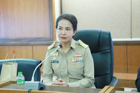 เทศบาลนครสุราษฎร์ธานี ต้อนรับคณะศึกษาดูงานจาก ทต.บ้านไร่ จ.ส ... รูปภาพ 1