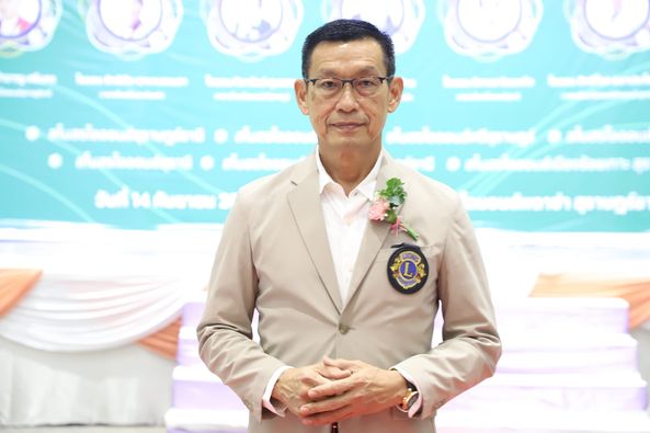 งานฉลองคณะกรรมการบริหารสโมสรไลออนส์ในจังหวัดสุราษฎร์ธานี Image 1