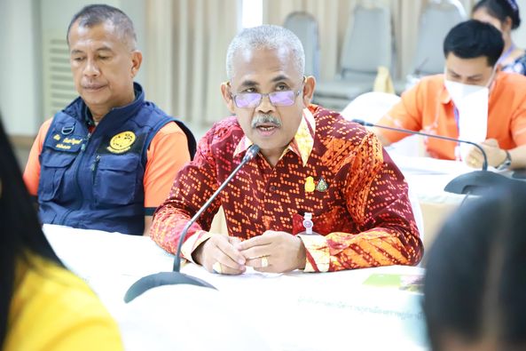 ประชุมคณะกรรมการรักษาความมั่นคง และความสงบเรียบร้อย จังหวัดส ... รูปภาพ 1