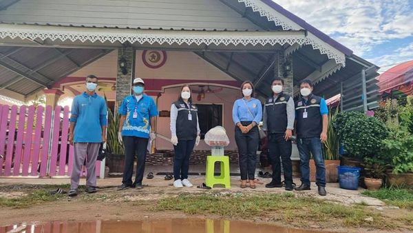 ส่งมอบถุงยังชีพแก่ผู้กักตัว๑๔วัน รูปภาพ 1